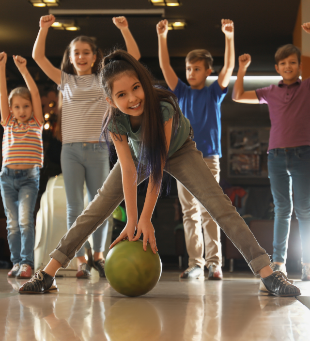 Poelking Woodman Lanes Kids Bowl Poelking Woodman Lanes Kids Bowl