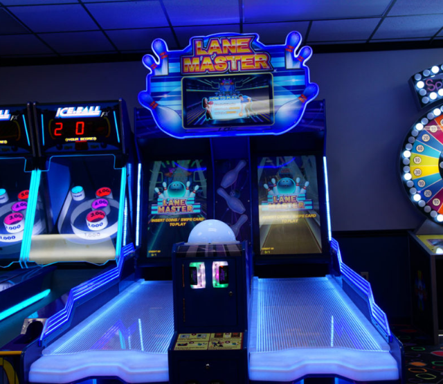 Poelking Woodman Lanes Arcade Poelking Woodman Lanes Arcade
